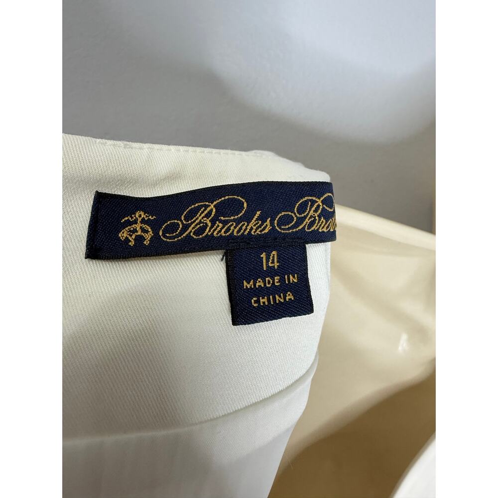 Brooks Brothers Shift White Mini Dress Embellished Jewel Neckline Elegant Sz 14 - Picture 8 of 13